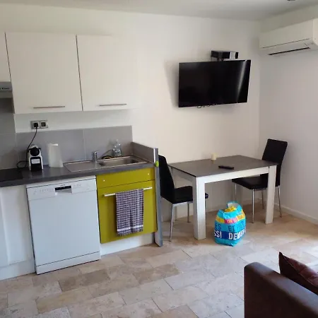 Apartment Climatise Centre Confort Climatise Sete